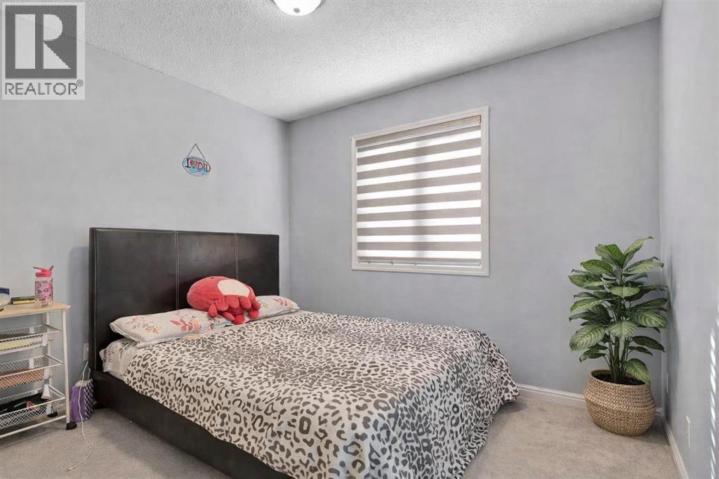 83 Luxstone Crescent Sw, Airdrie, Alberta  T4B 2W7 - Photo 12 - A2295321