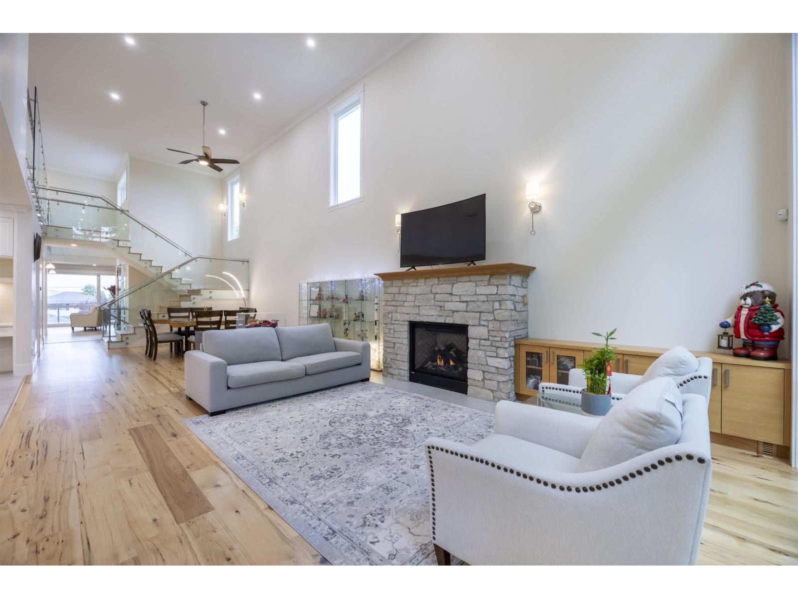 1245 Kent Street, White Rock, British Columbia  V4B 4T6 - Photo 23 - R3114451