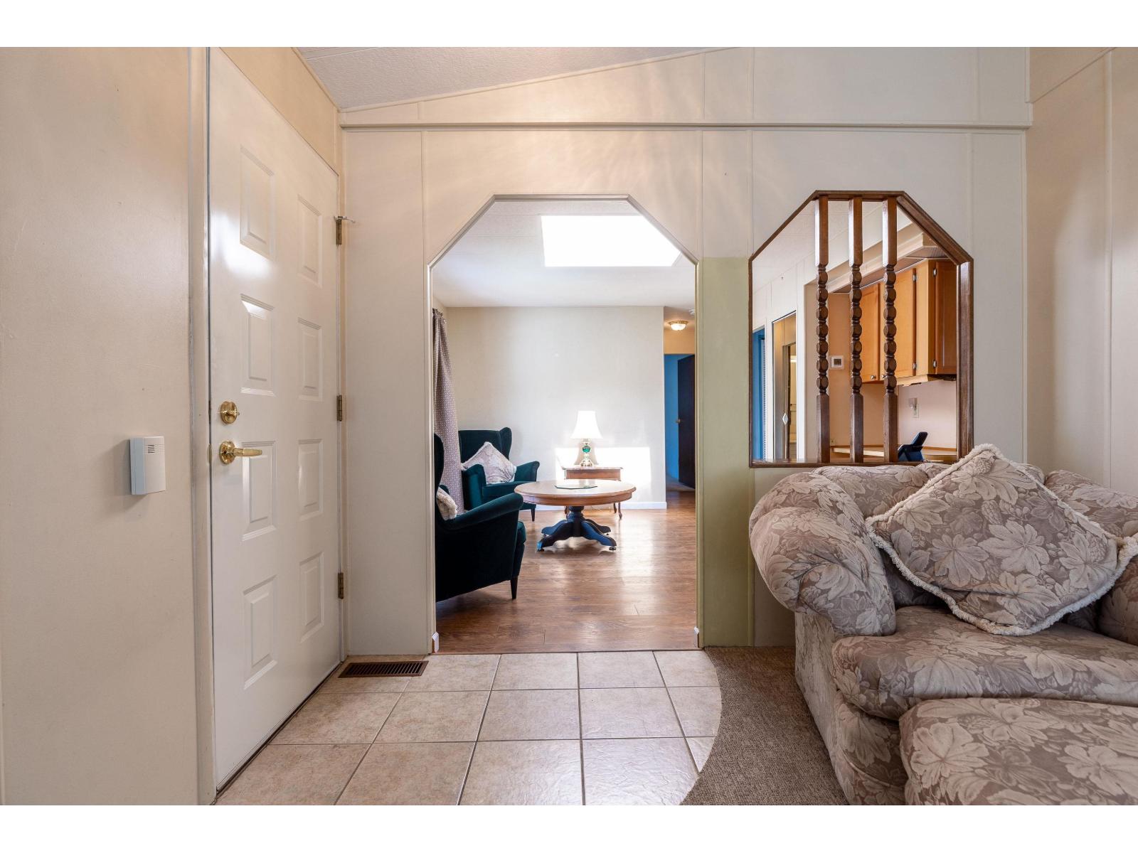 35 2120 King George Boulevard, Surrey, British Columbia  V4A 6Y8 - Photo 6 - R3112658