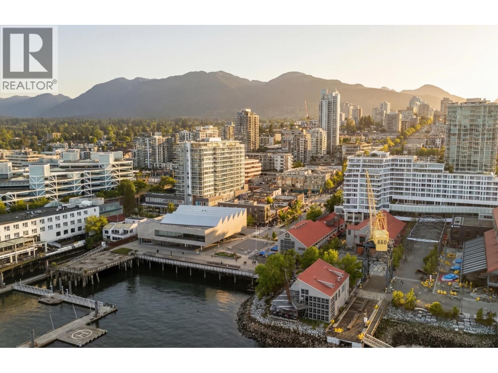 737-745 St. Andrews Avenue, North Vancouver, British Columbia  V7L 3L1 - Photo 40 - R3113769