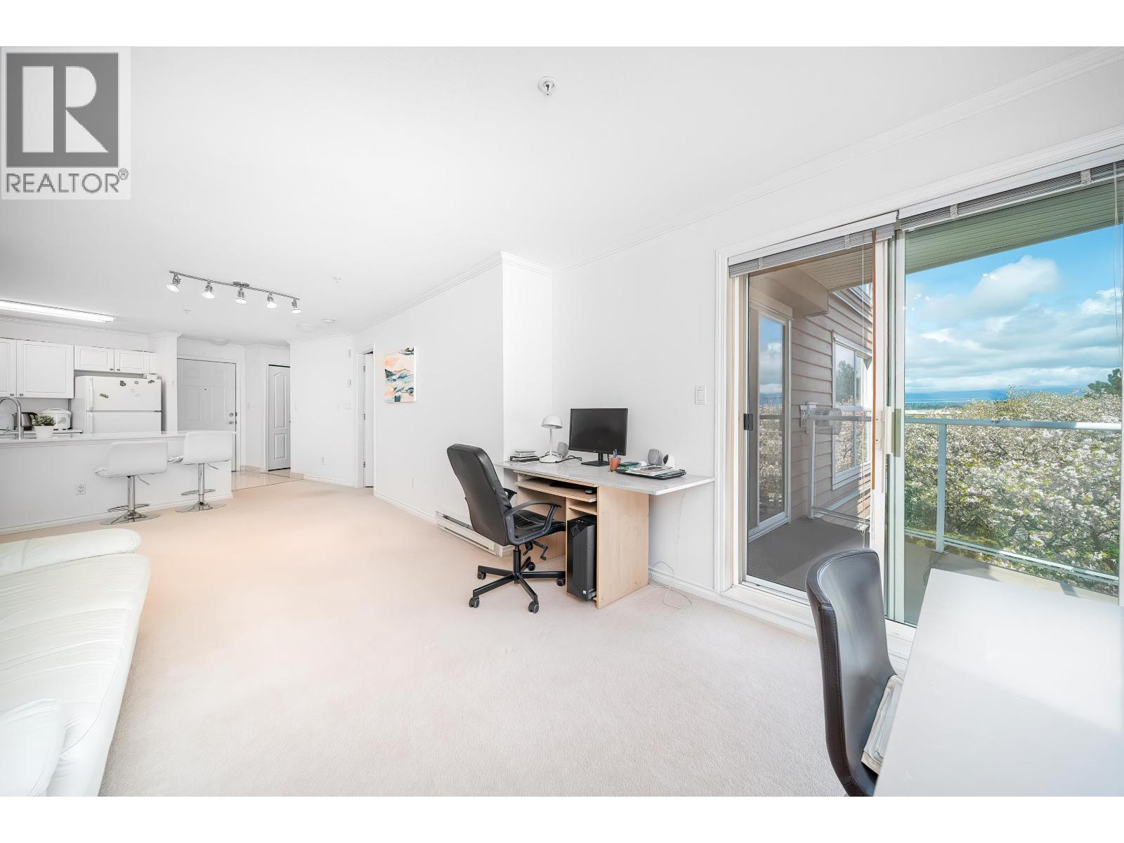 311 5880 Dover Crescent, Richmond, British Columbia  V7C 5P5 - Photo 5 - R2994043