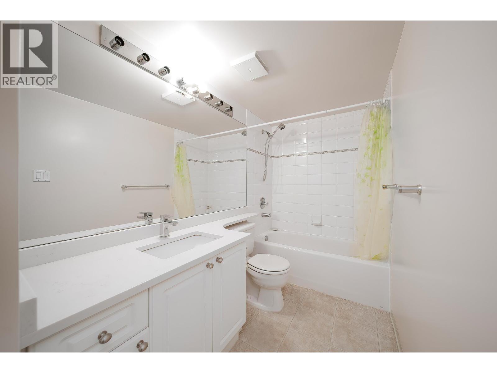 311 5880 Dover Crescent, Richmond, British Columbia  V7C 5P5 - Photo 14 - R2994043