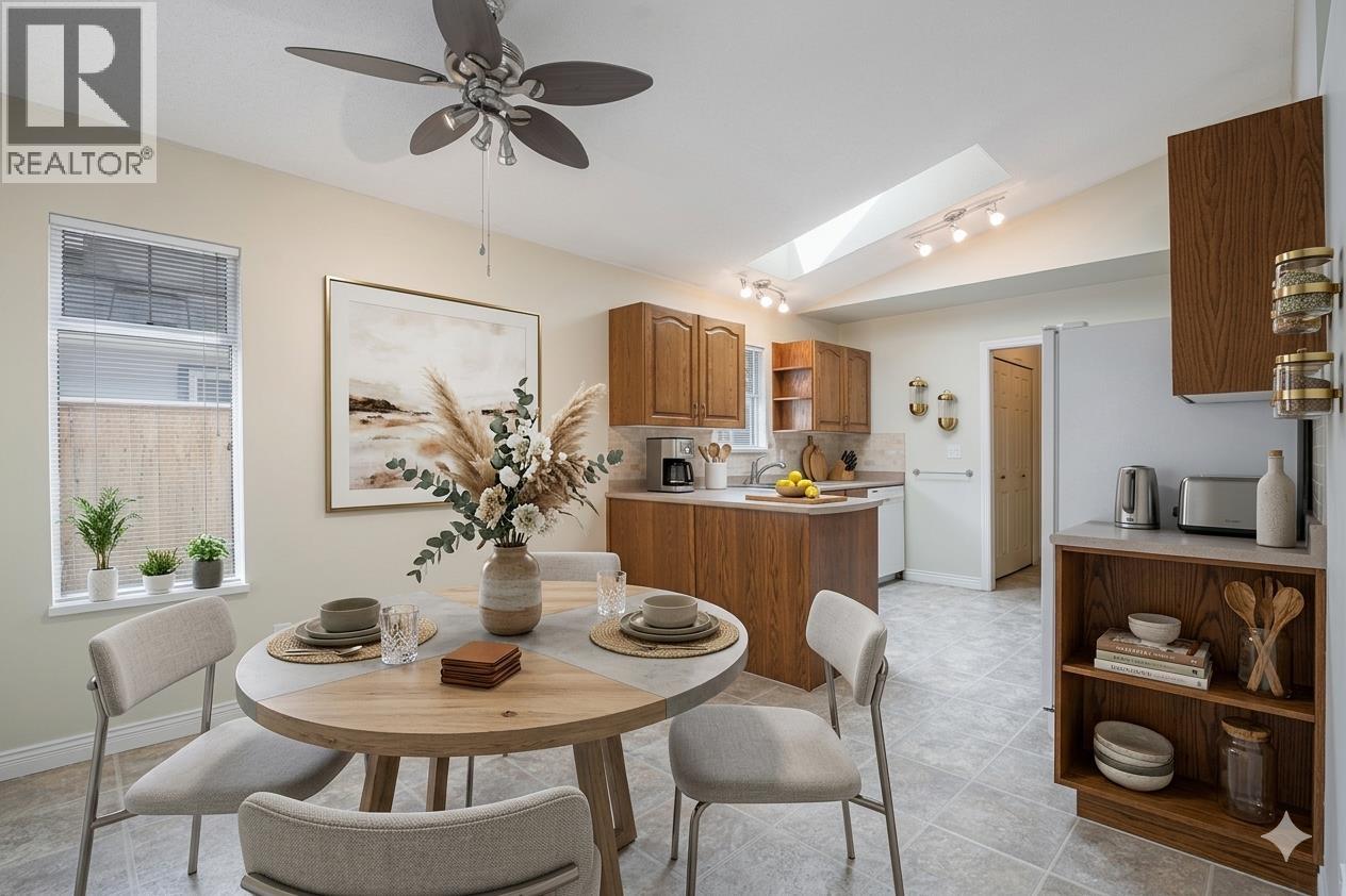 55 2865 Glen Drive, Coquitlam, British Columbia  V3B 6W4 - Photo 6 - R3114260