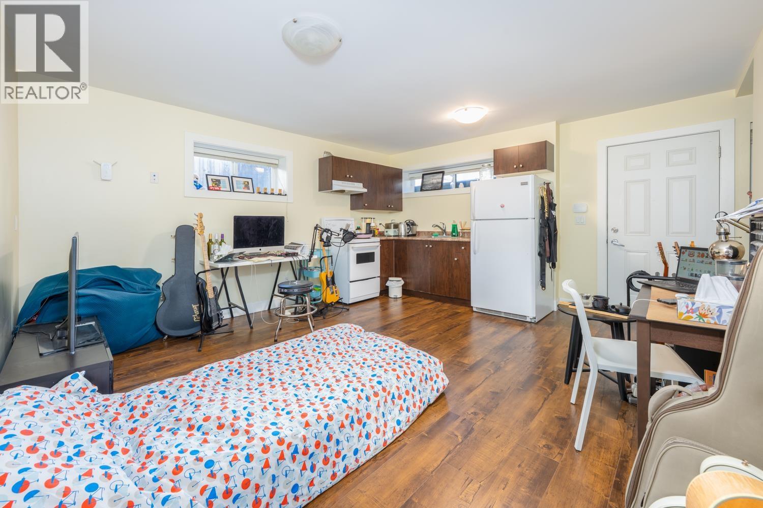 4215 Watling Street, Burnaby, British Columbia  V5J 1V4 - Photo 31 - R3111451