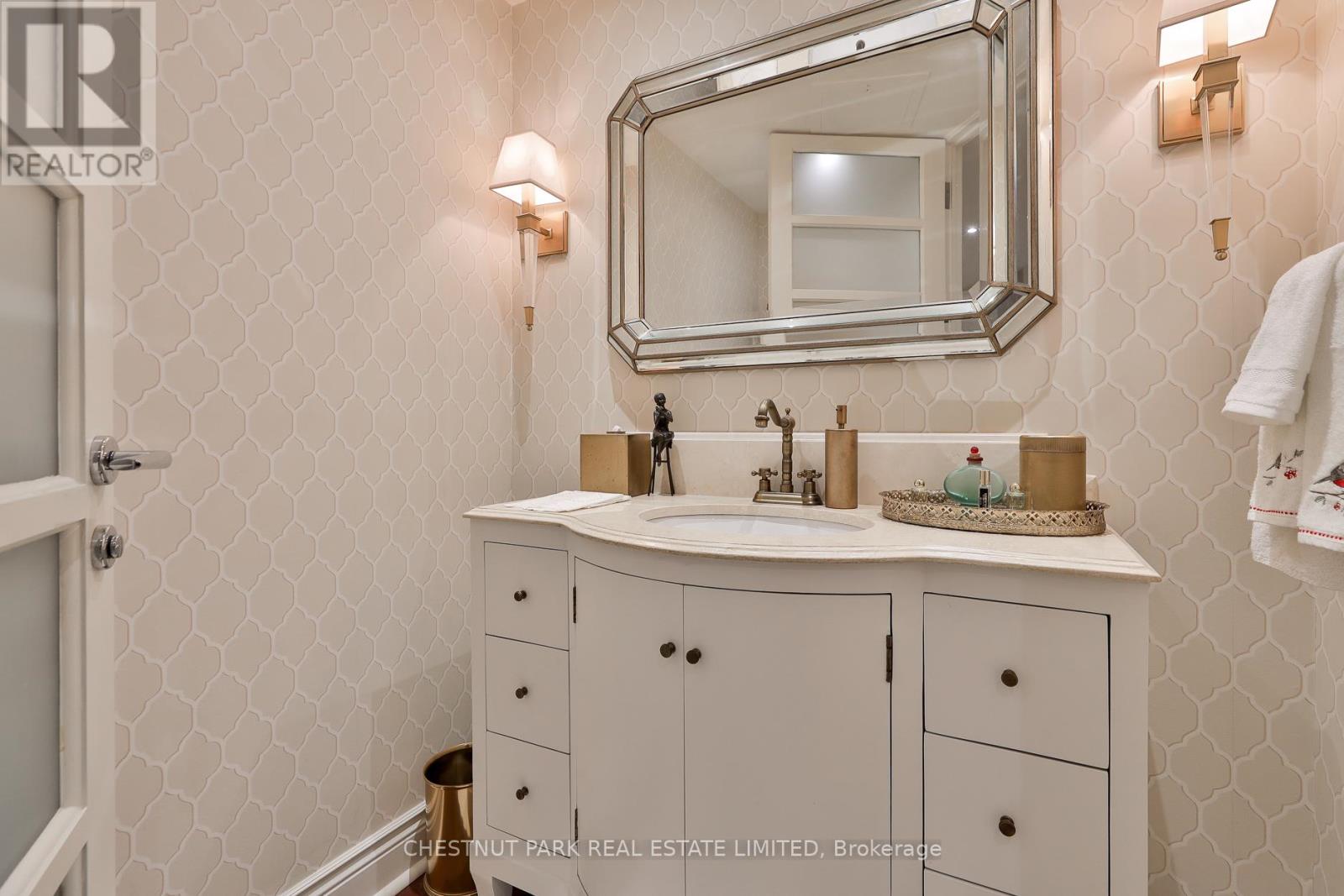 204 - 77 Avenue Road, Toronto (Annex), Ontario  M5R 3R8 - Photo 22 - C13028184