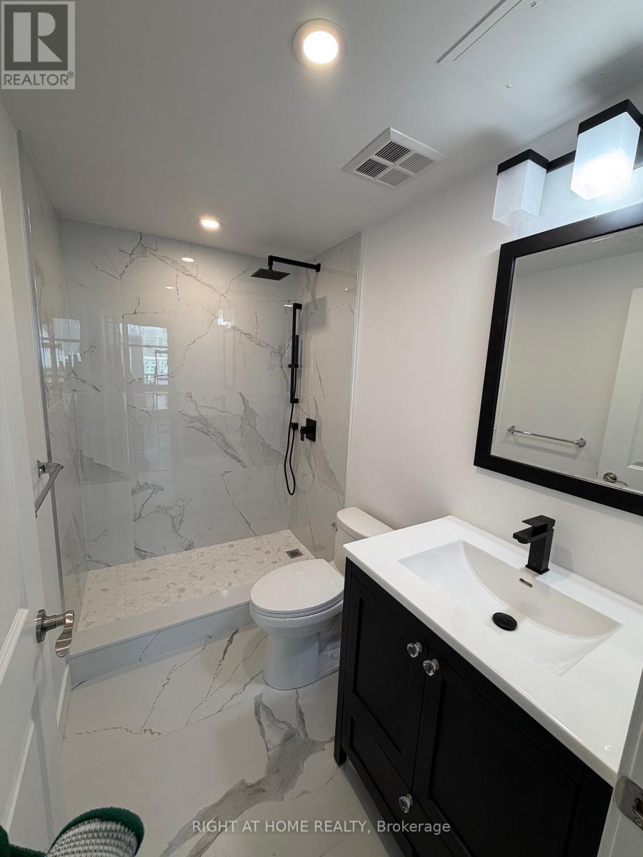 35 - 35 Mariner Terrace, Toronto, Ontario  M5V 3V9 - Photo 9 - C13028282