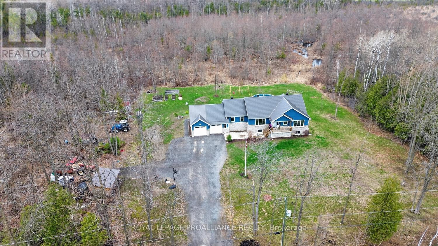 10932 Jellyby Road, Elizabethtown-Kitley, Ontario  K0G 1R0 - Photo 3 - X13028212