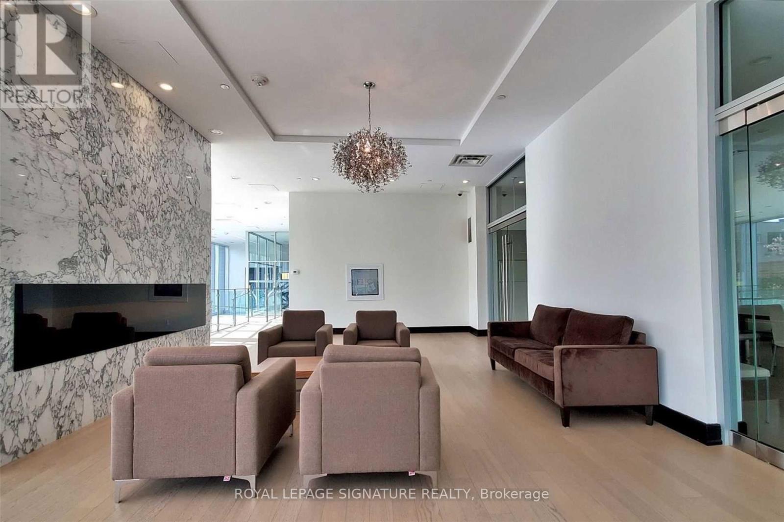 807 - 2055 Danforth Avenue, Toronto, Ontario  M4C 1J8 - Photo 15 - E13028190