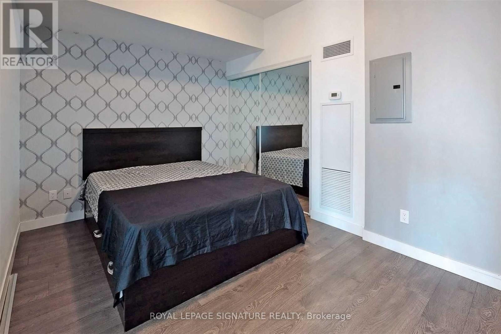 807 - 2055 Danforth Avenue, Toronto, Ontario  M4C 1J8 - Photo 9 - E13028190