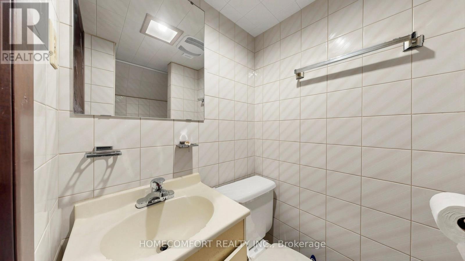 76 Barrington Avenue, Toronto, Ontario  M4C 4Z1 - Photo 41 - E13028244