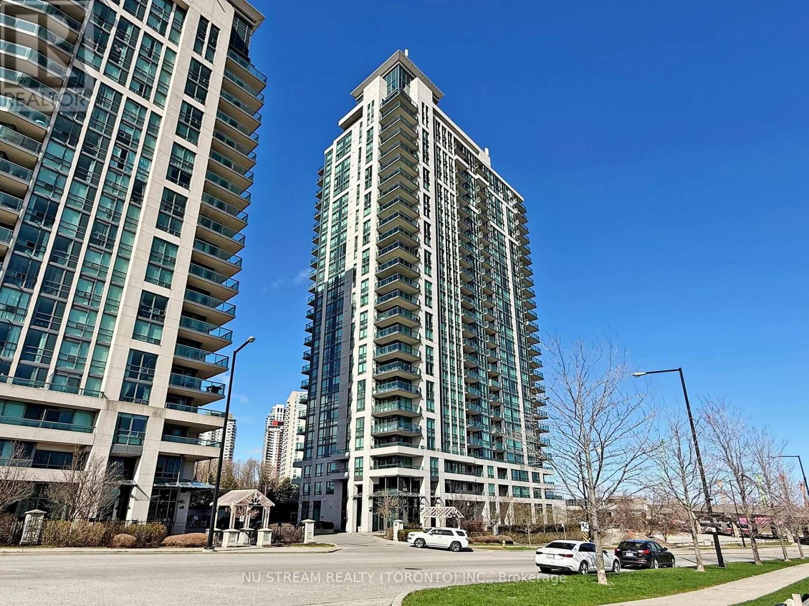 703 - 88 GRANGEWAY AVENUE, Toronto, Ontario