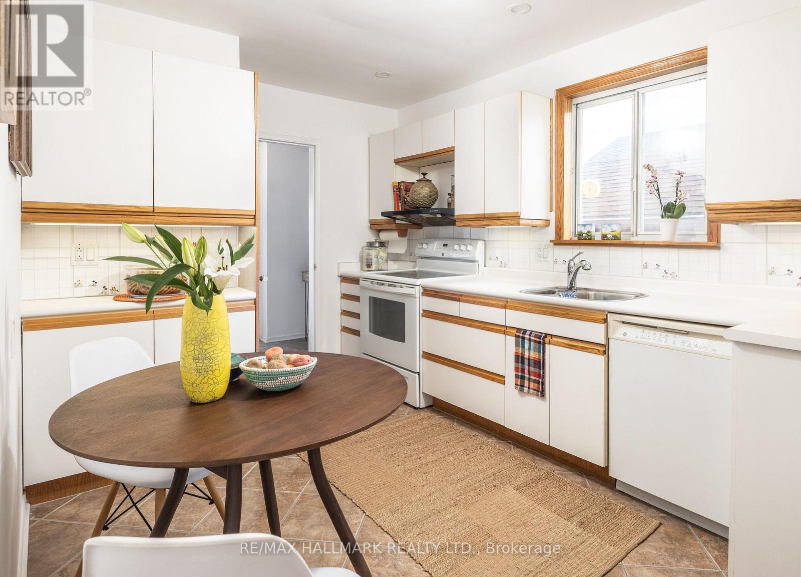 28 Crosland Drive, Toronto (Wexford-Maryvale), Ontario  M1R 4M8 - Photo 12 - E13028276