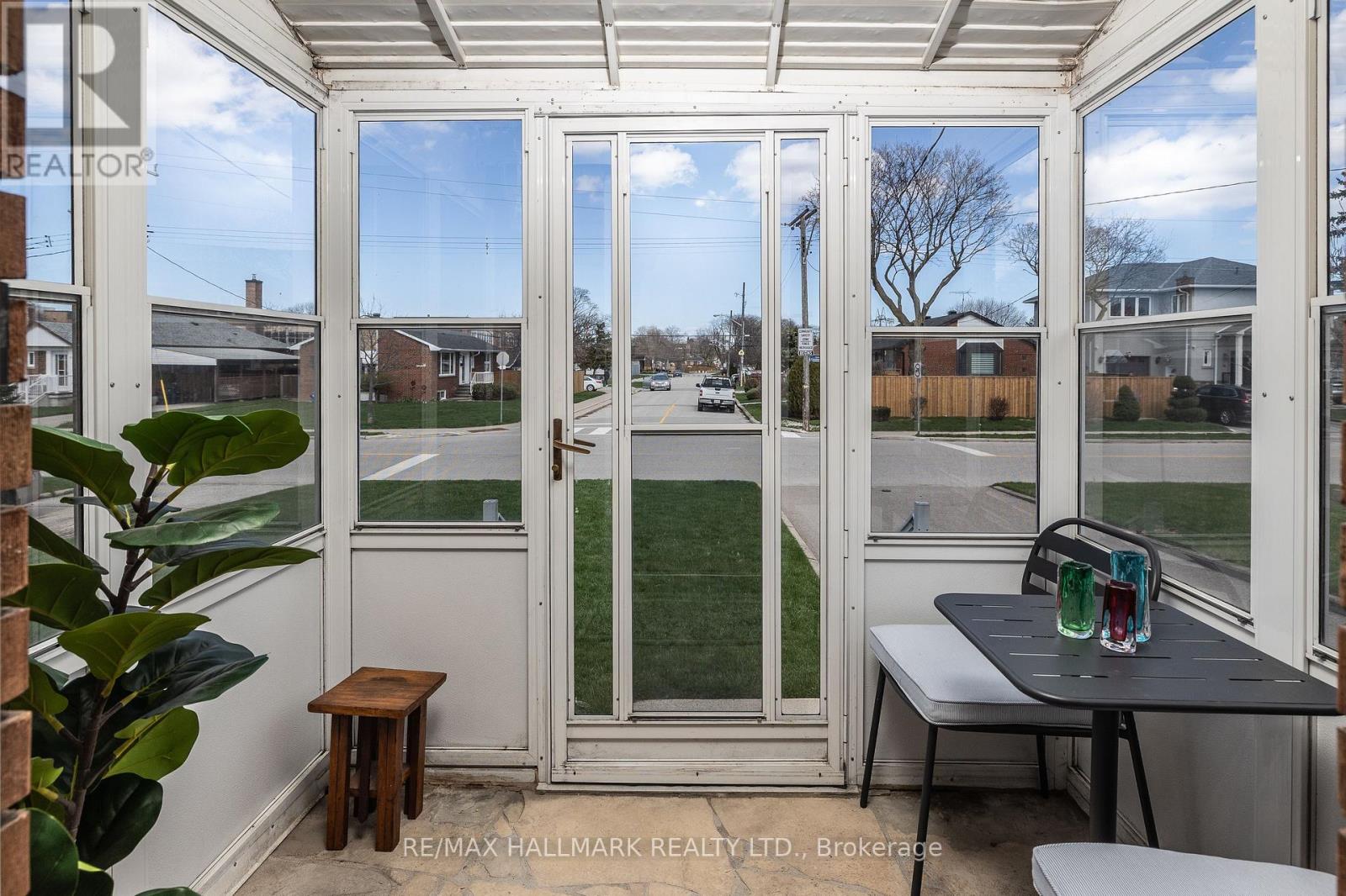 28 Crosland Drive, Toronto (Wexford-Maryvale), Ontario  M1R 4M8 - Photo 19 - E13028276