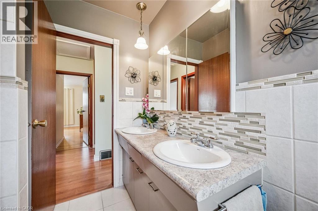 106 Ruskview Road, Kitchener, Ontario  N2M 4S3 - Photo 21 - 40822309