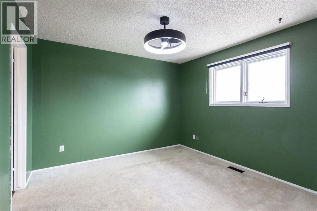 118 Shaw Crescent Se, Medicine Hat, Alberta  T1B 3Y5 - Photo 20 - A2302838