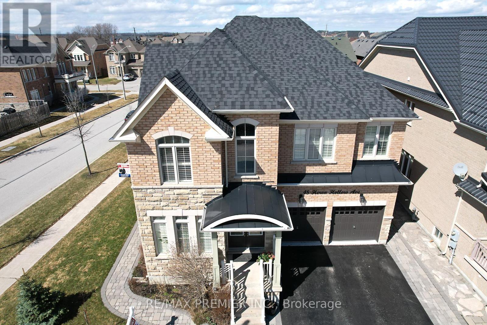 48 HERON HOLLOW AVENUE, richmond hill (oak ridges), Ontario