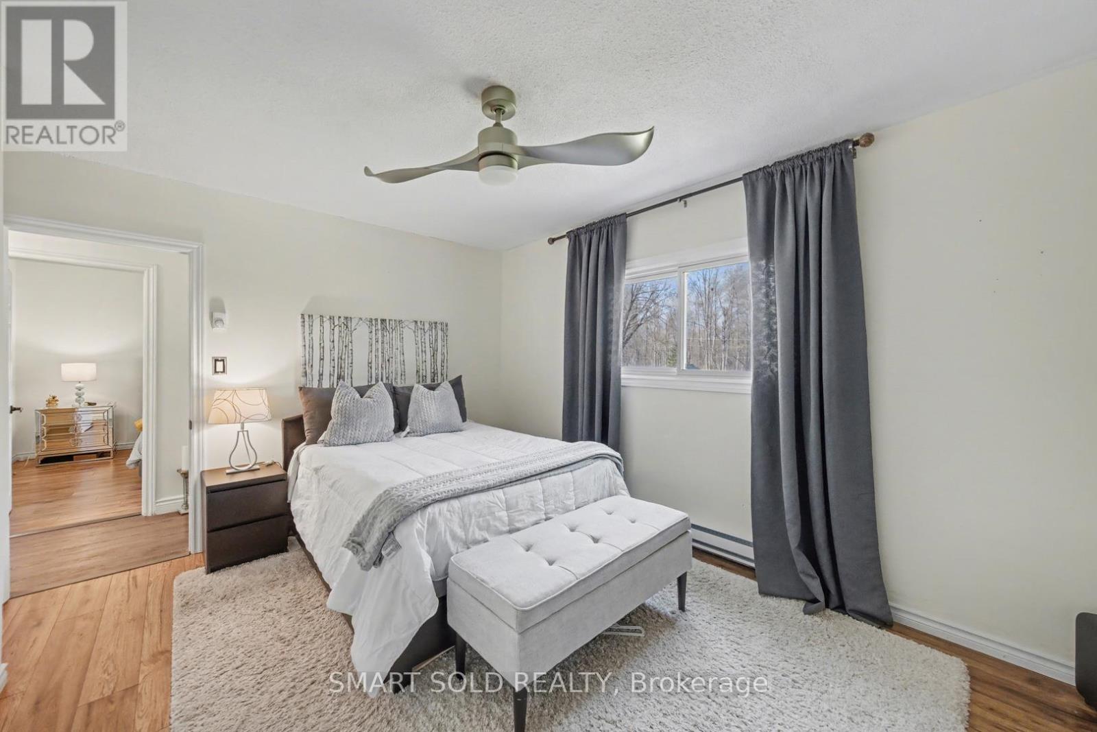 210 Parkview Drive, Innisfil, Ontario  L0L 1K0 - Photo 31 - N13028236