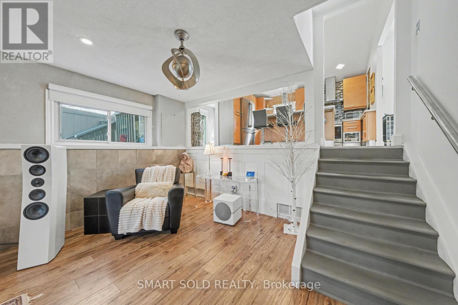 210 Parkview Drive, Innisfil, Ontario  L0L 1K0 - Photo 32 - N13028236