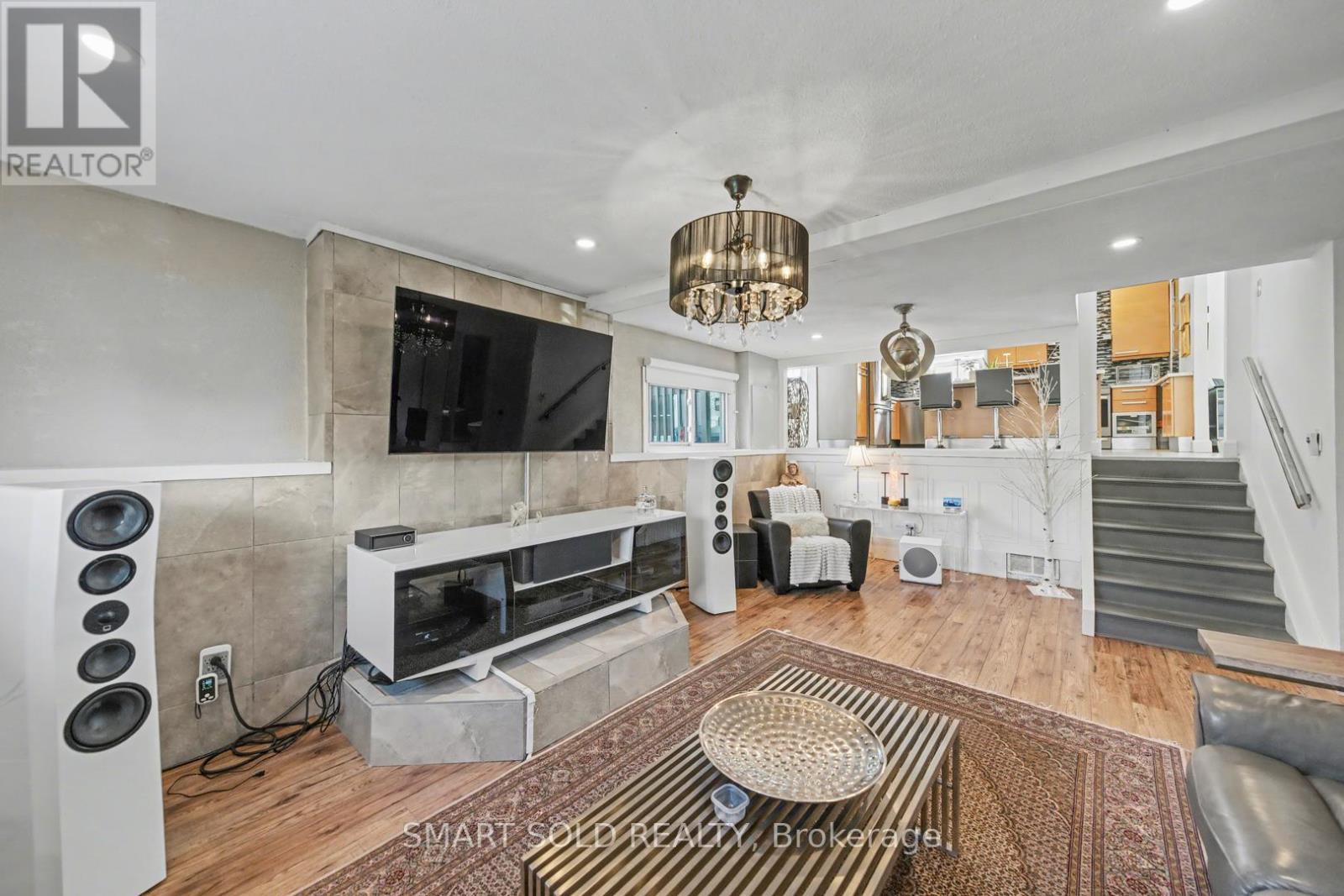 210 Parkview Drive, Innisfil, Ontario  L0L 1K0 - Photo 33 - N13028236