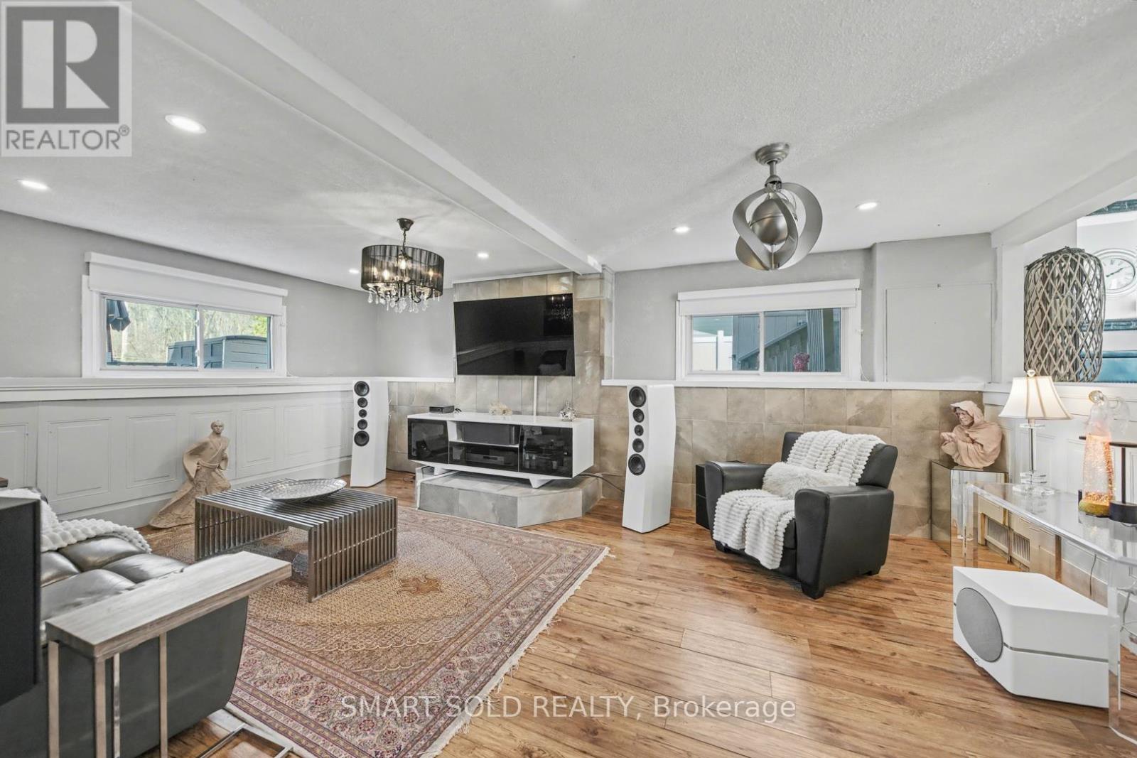 210 Parkview Drive, Innisfil, Ontario  L0L 1K0 - Photo 34 - N13028236