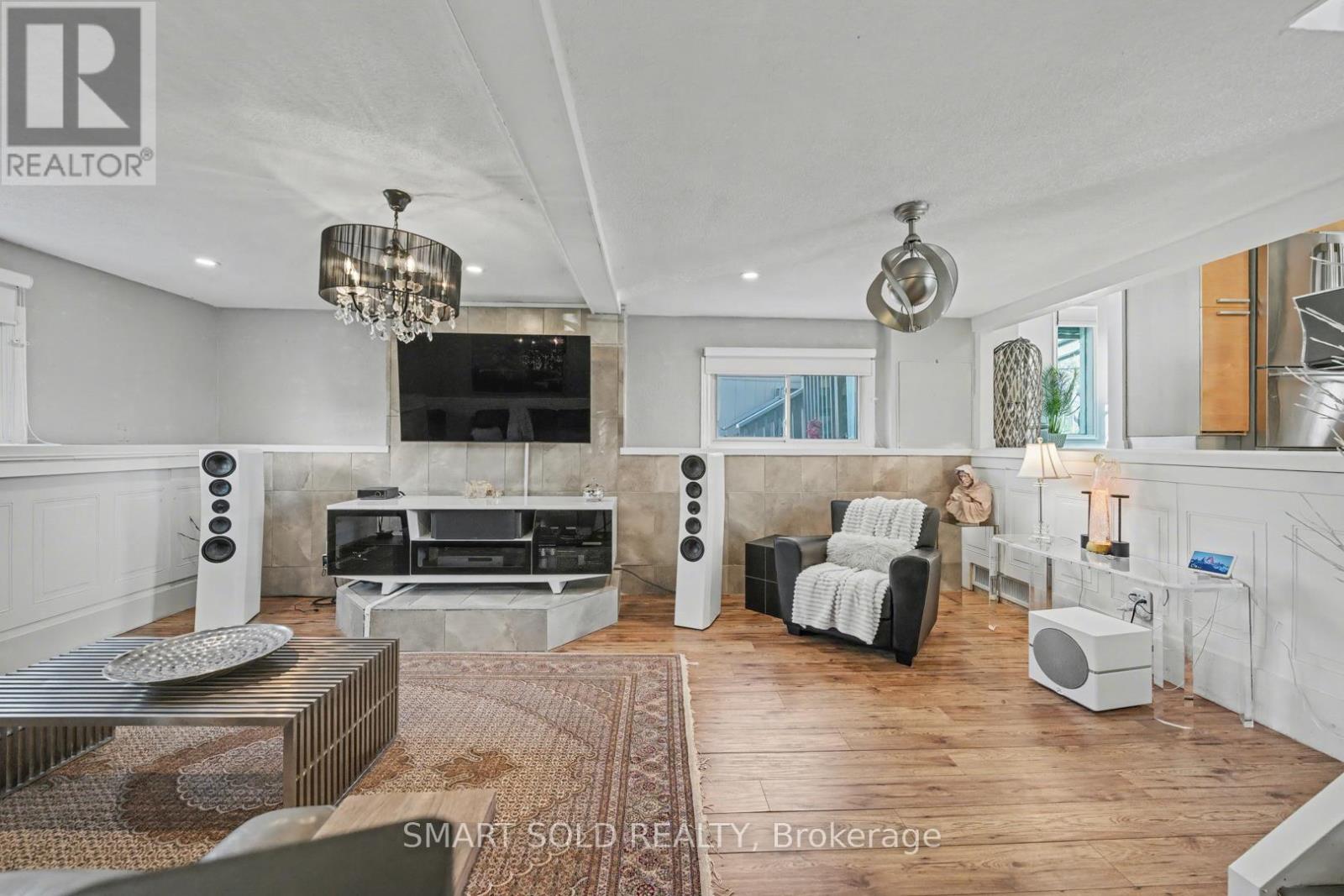 210 Parkview Drive, Innisfil, Ontario  L0L 1K0 - Photo 35 - N13028236