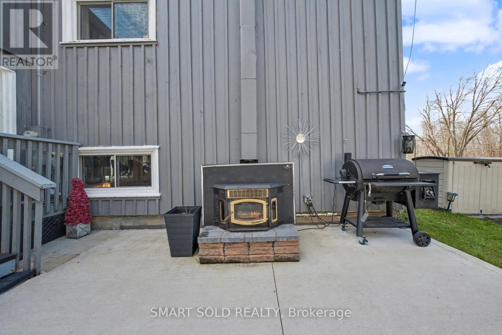 210 Parkview Drive, Innisfil, Ontario  L0L 1K0 - Photo 42 - N13028236