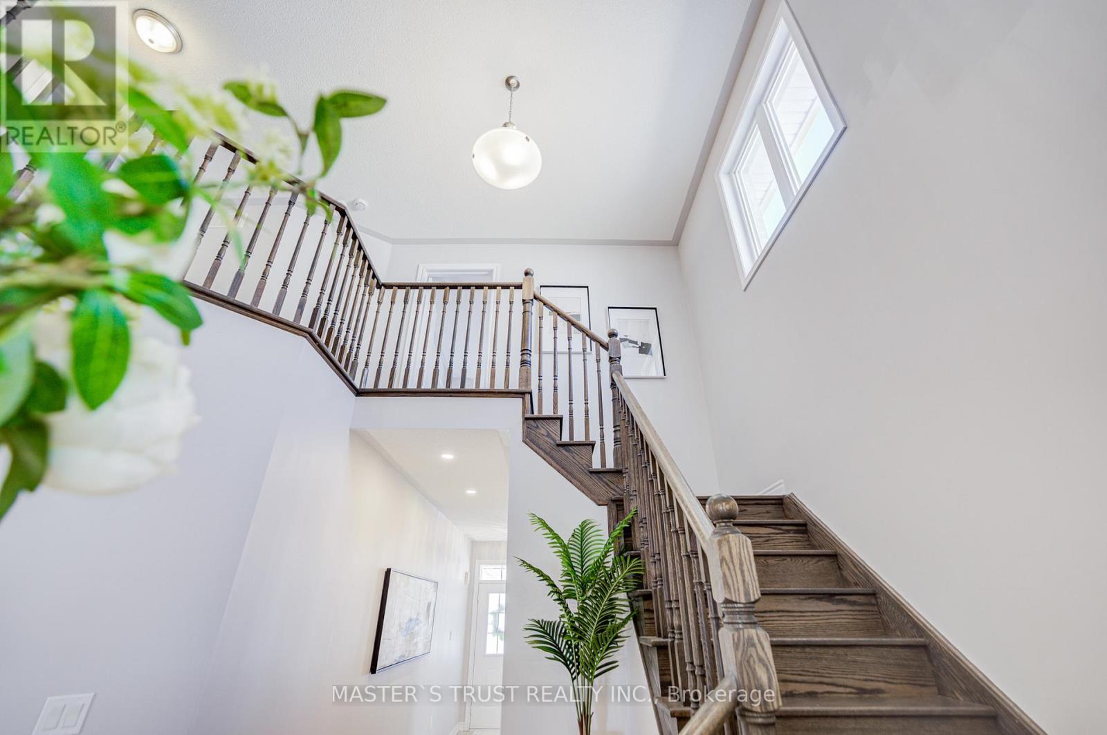 137 Brookview Drive, Bradford West Gwillimbury, Ontario  L3Z 0R9 - Photo 12 - N13028260