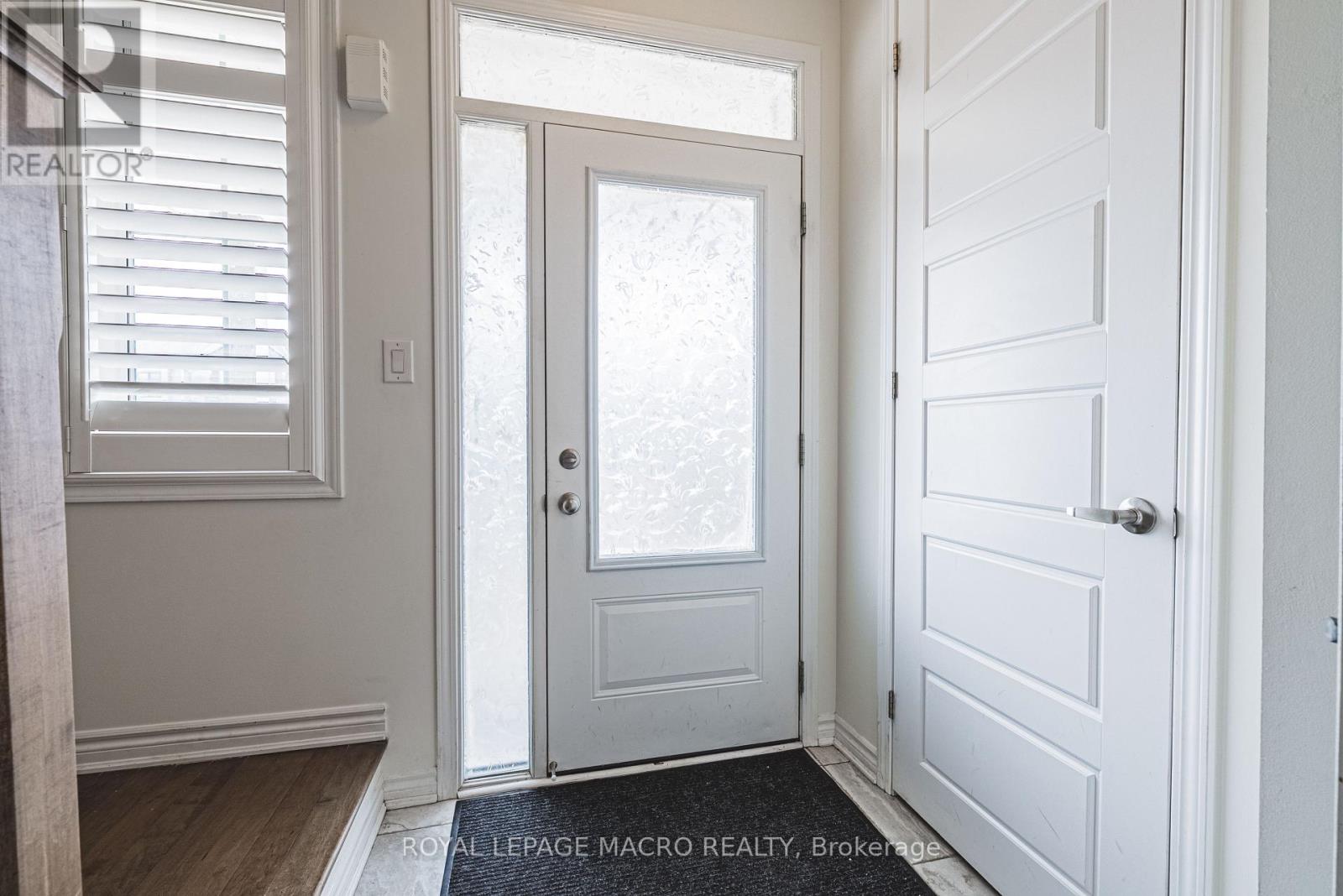 728 Kennedy Circle W, Milton (Cb Cobban), Ontario  L9E 1R9 - Photo 7 - W13028240