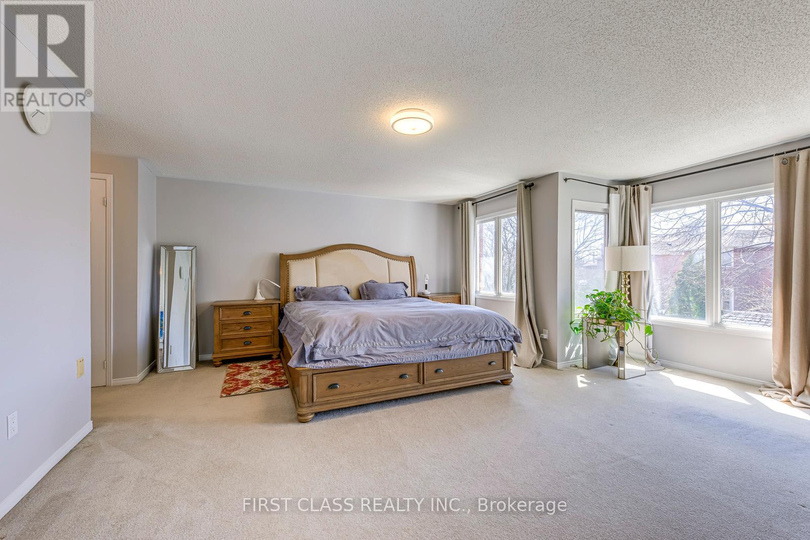 1386 Silversmith Drive, Oakville, Ontario  L6M 2X4 - Photo 32 - W13028250