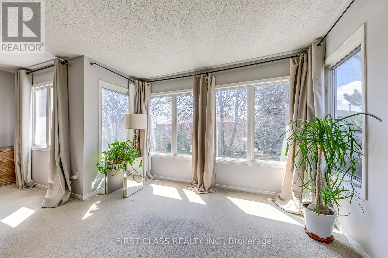 1386 Silversmith Drive, Oakville, Ontario  L6M 2X4 - Photo 33 - W13028250