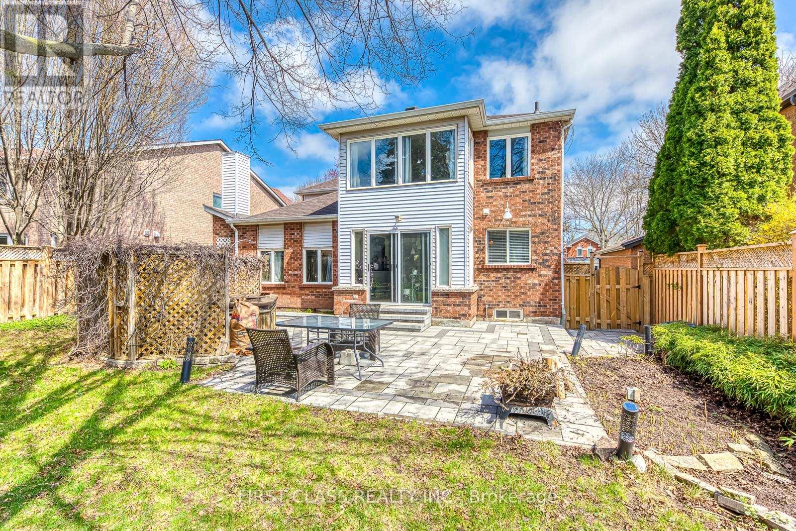 1386 Silversmith Drive, Oakville, Ontario  L6M 2X4 - Photo 49 - W13028250