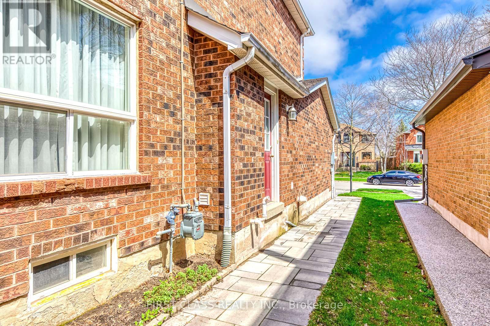 1386 Silversmith Drive, Oakville, Ontario  L6M 2X4 - Photo 50 - W13028250