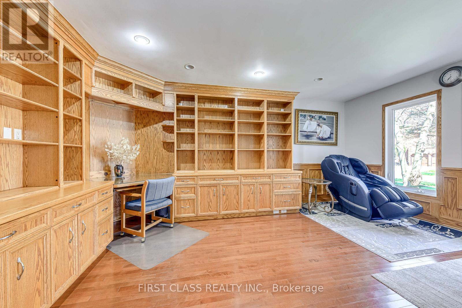 1386 Silversmith Drive, Oakville, Ontario  L6M 2X4 - Photo 7 - W13028250