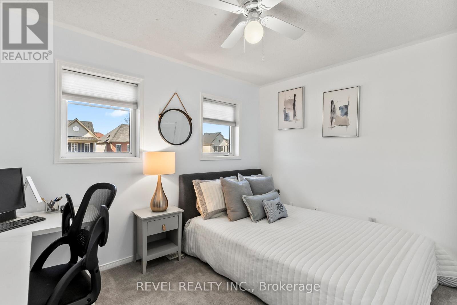 15 Donlevy Crescent, Whitby, Ontario  L1R 0B9 - Photo 24 - E13028226