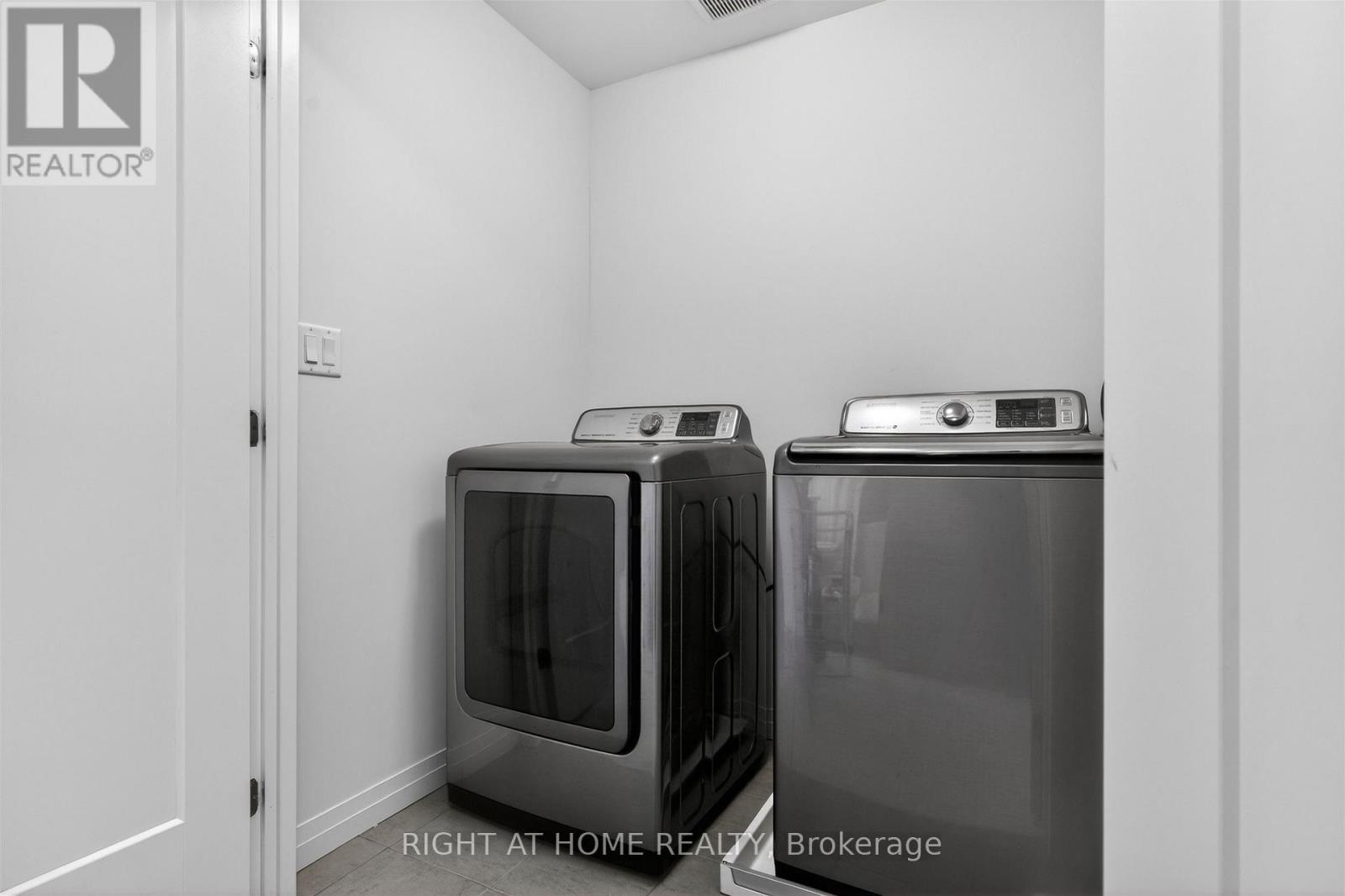 26 Greenwich Avenue, Hamilton, Ontario  L8J 0L5 - Photo 15 - X13028248