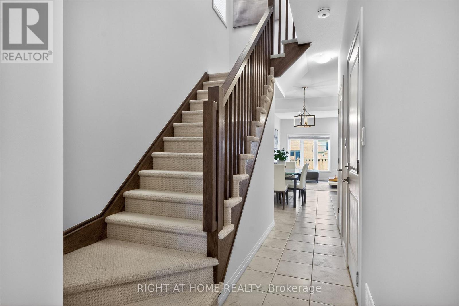 26 Greenwich Avenue, Hamilton, Ontario  L8J 0L5 - Photo 7 - X13028248