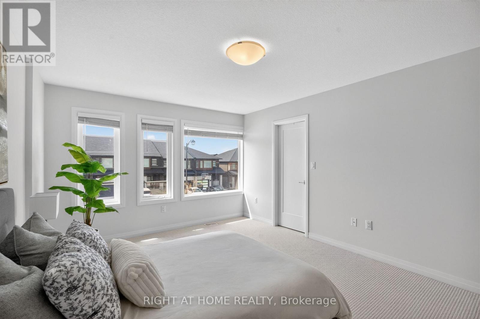 26 Greenwich Avenue, Hamilton, Ontario  L8J 0L5 - Photo 8 - X13028248