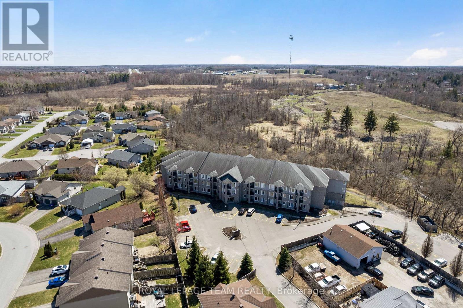 209 - 398 VAN BUREN STREET, North Grenville, Ontario