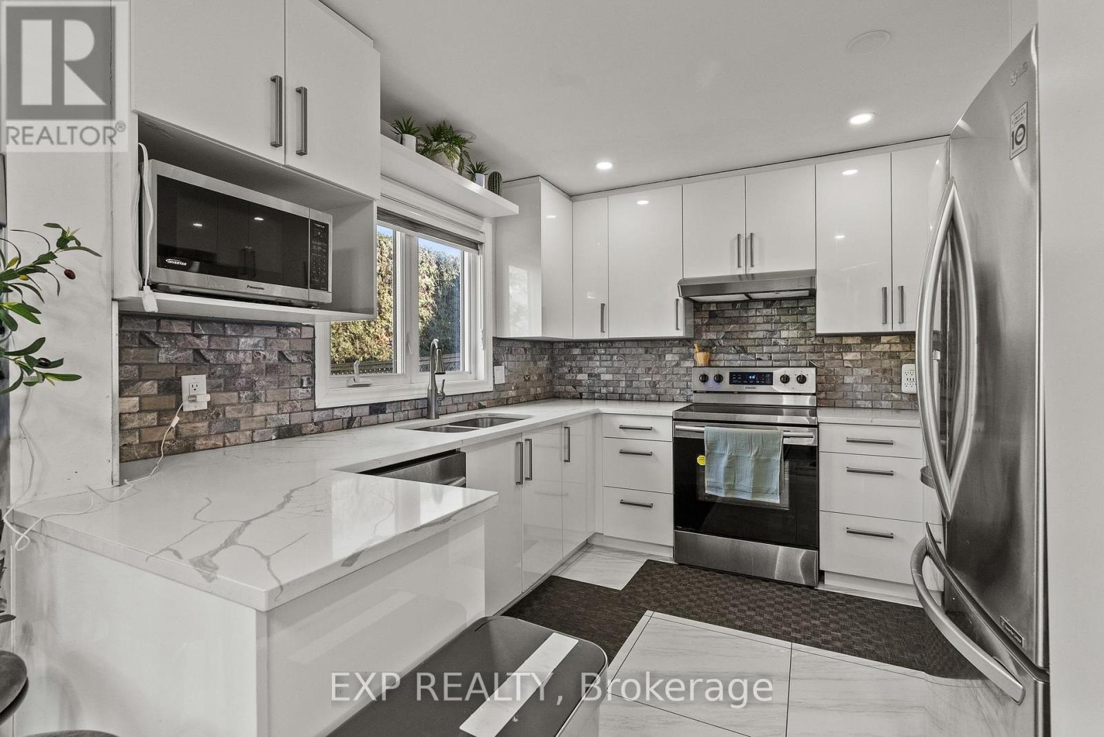 1582 Blohm Drive, Ottawa, Ontario  K1G 5K4 - Photo 10 - X13028246