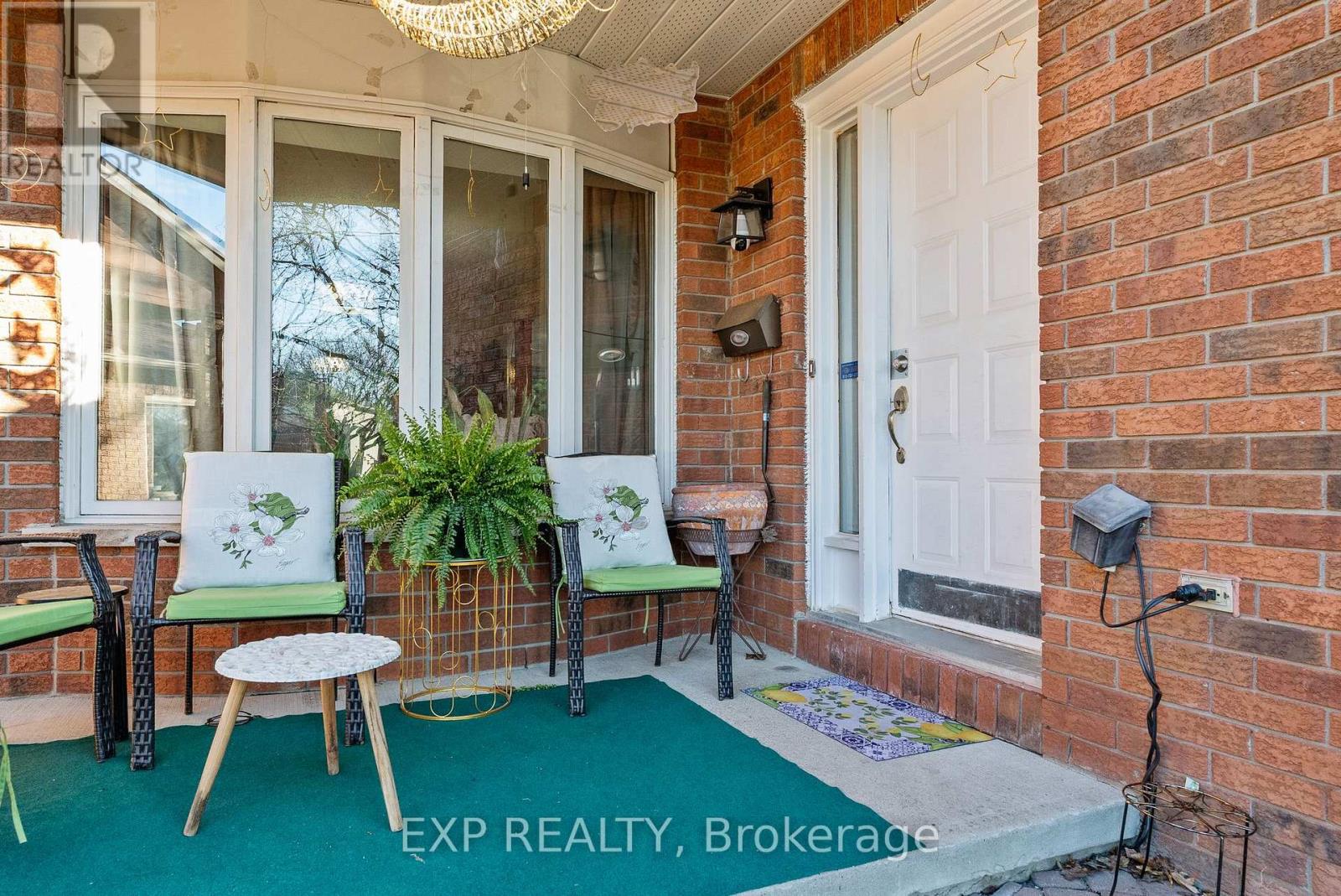 1582 Blohm Drive, Ottawa, Ontario  K1G 5K4 - Photo 2 - X13028246