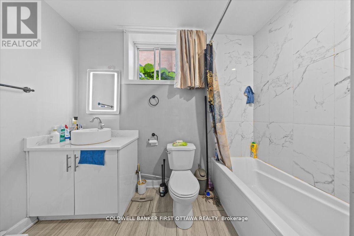 562 Queen Mary Street, Ottawa, Ontario  K1K 1W1 - Photo 29 - X13028280