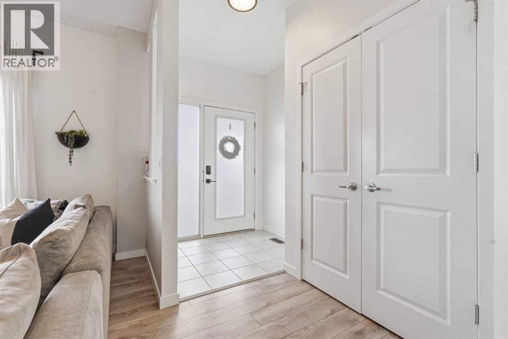 45 Copperpond Avenue SE, Calgary, Alberta  T2Z 5B3 - Photo 3 - A2301442