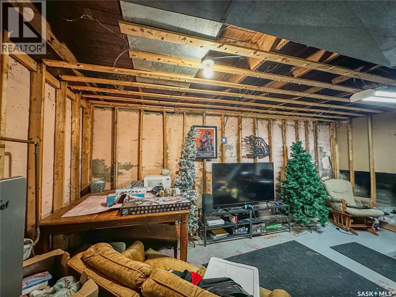 464 1st Avenue E, Melville, Saskatchewan  S0A 2P0 - Photo 33 - SK033621