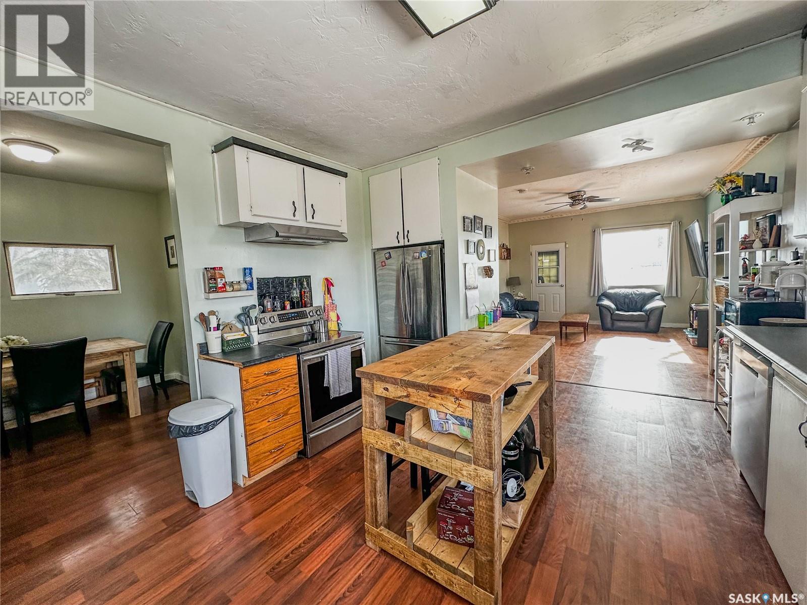 464 1st Avenue E, Melville, Saskatchewan  S0A 2P0 - Photo 8 - SK033621