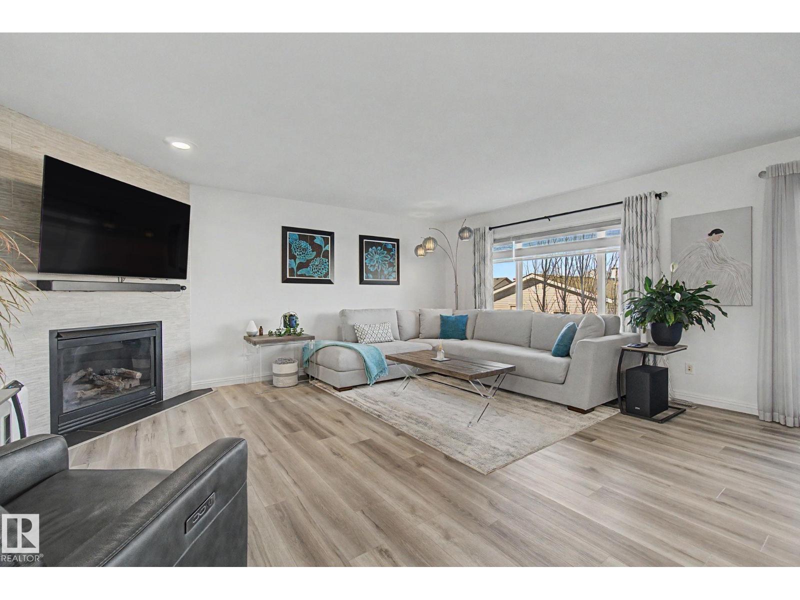 1850 Towne Centre Bv Nw, Edmonton, Alberta  T6R 3A2 - Photo 7 - E4483461