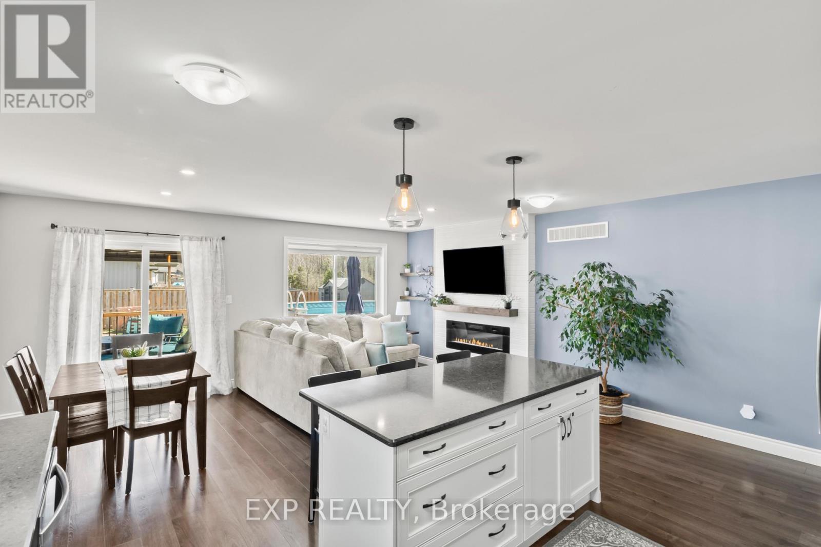 47 Birchmount Street, Quinte West, Ontario  K8V 0C6 - Photo 9 - X13028314