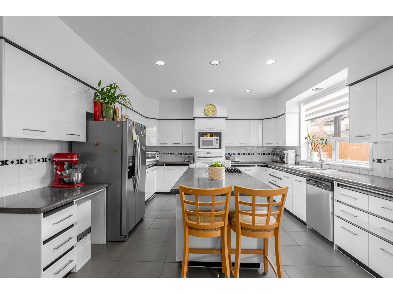 9671 157 Street, Surrey, British Columbia  V4N 2T2 - Photo 8 - R3114148