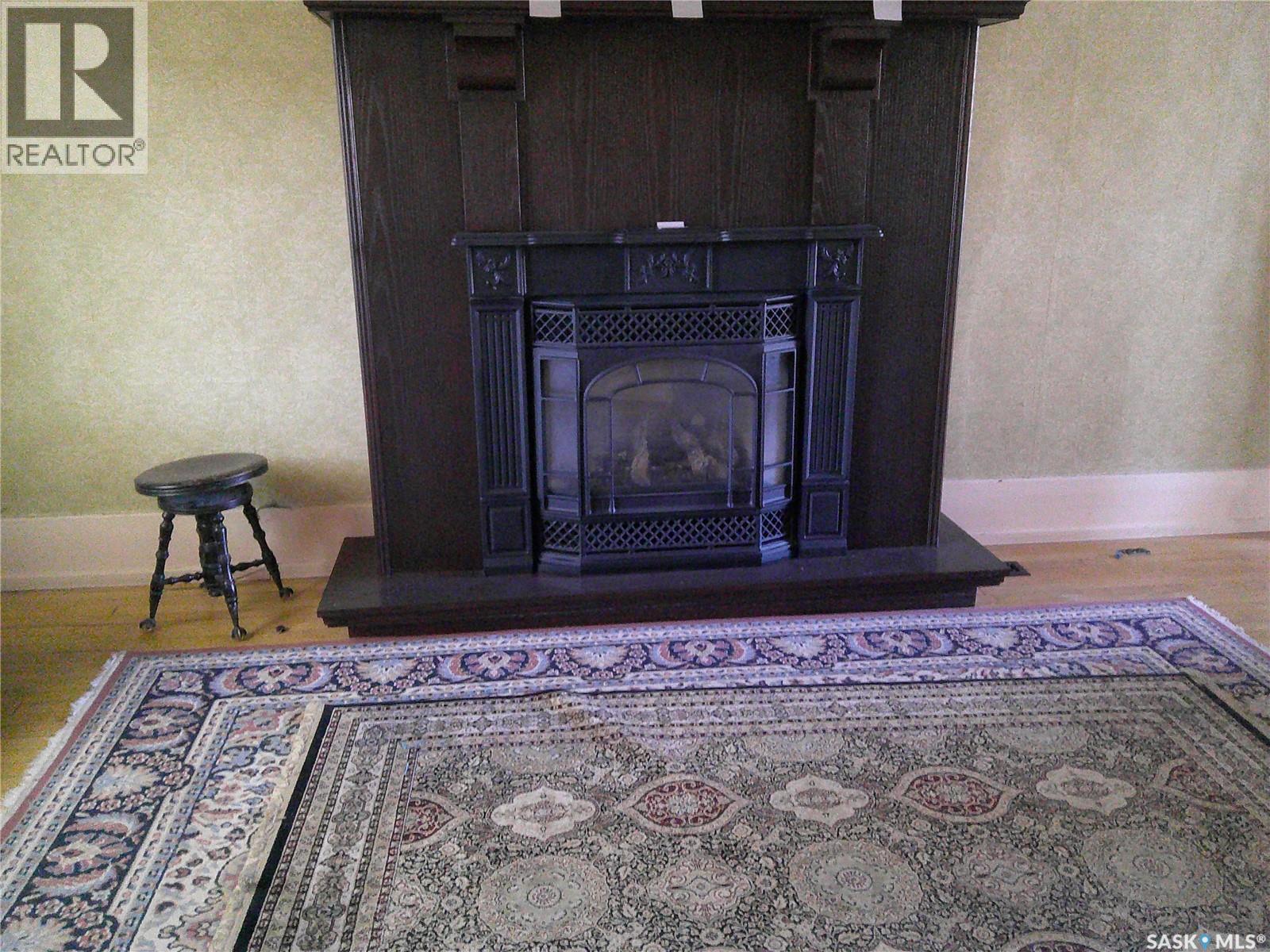 2119 Retallack Street, Regina, Saskatchewan  S4T 2K5 - Photo 2 - SK033476