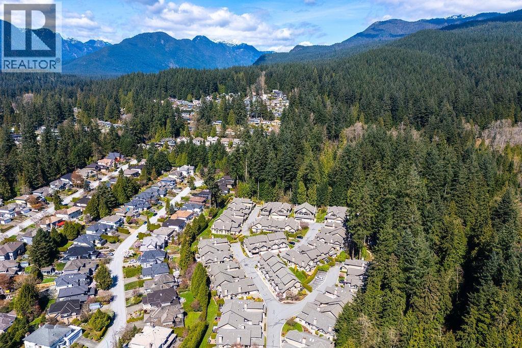 29 1550 LARKHALL CRESCENT, North Vancouver, British Columbia