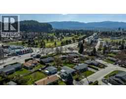 1880 Broadview Avenue, Kelowna, British Columbia  V1Y 4N8 - Photo 28 - 10343553